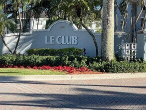 Building Photo - 8580 SW 212th St