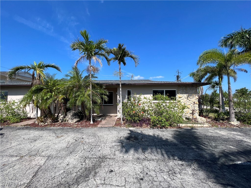 Primary Photo - 5204 Coronado Pkwy