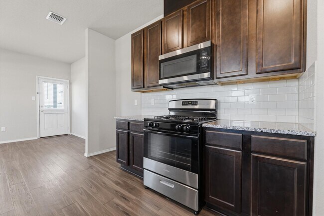 Foto del edificio - 186 Porcupine Ln