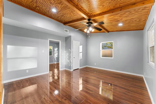 Foto del edificio - 916 Wilkinson Dr