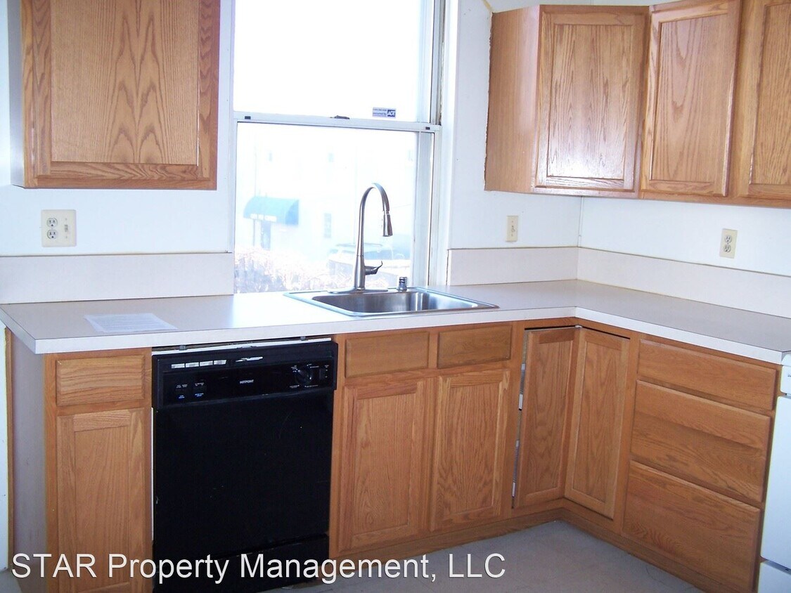 Primary Photo - 2 br, 1 bath House - 501 S. Grundy St