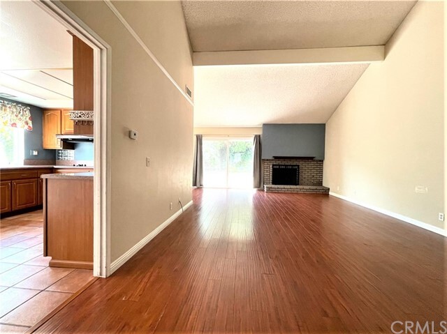 Building Photo - 2120 Chevy Chase Dr