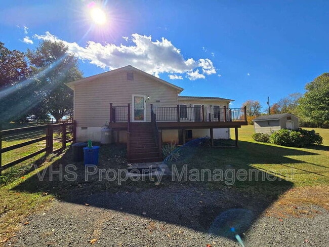 Building Photo - 10989 Muddy Run Ln