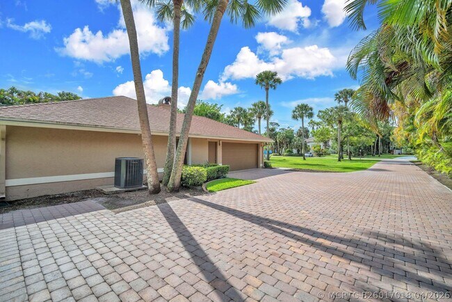 Building Photo - 13759 Doubletree Trail