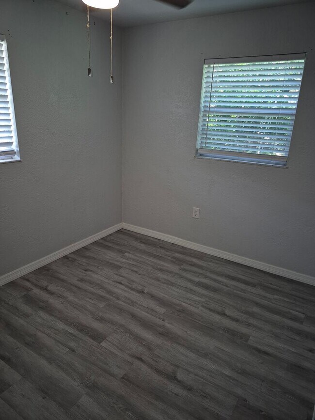 Building Photo - 321 Jeru Blvd