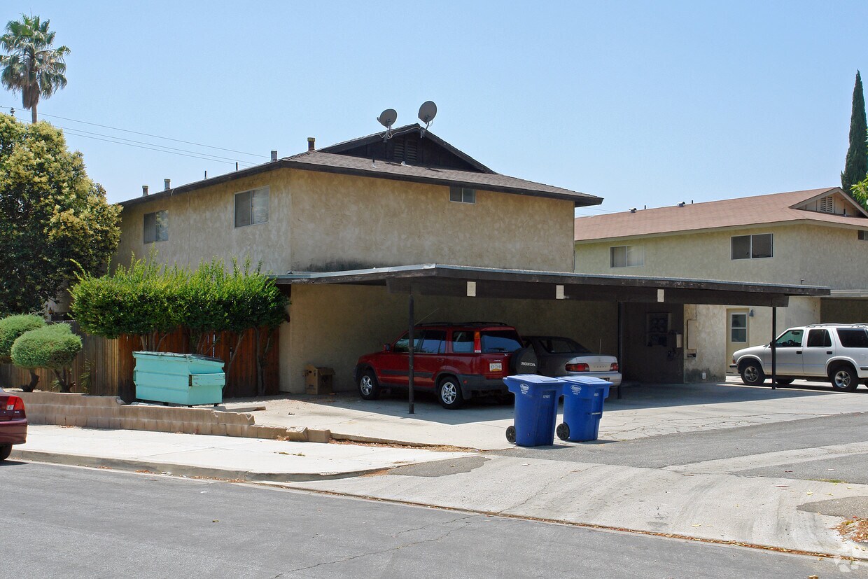 Building Photo - 147 Sespe Ave