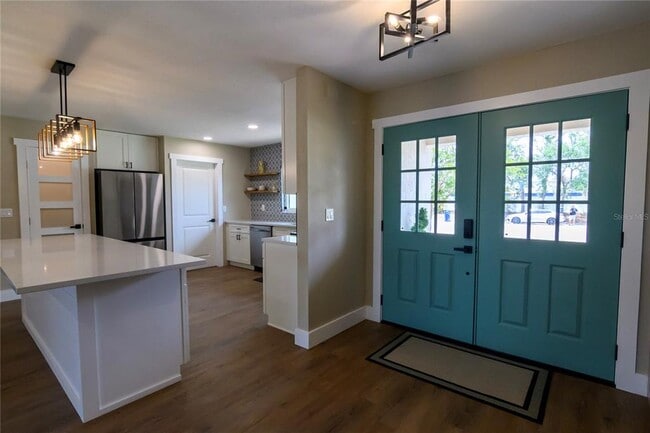 Building Photo - 8808 44th Ave Dr W