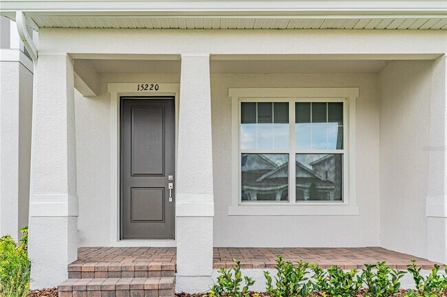 Foto del edificio - 15220 Blue Peacock Ln