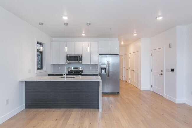 Foto del edificio - 7505 Park Ave