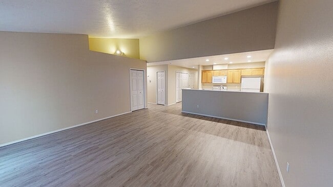 Foto del edificio - Single Level  House in Sandy- Great Open Floor Plan- Pet Friendly!