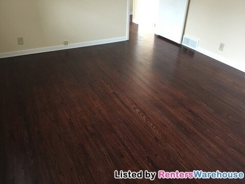 Building Photo - Available now - 4 bed 2 bath home in Richfield!