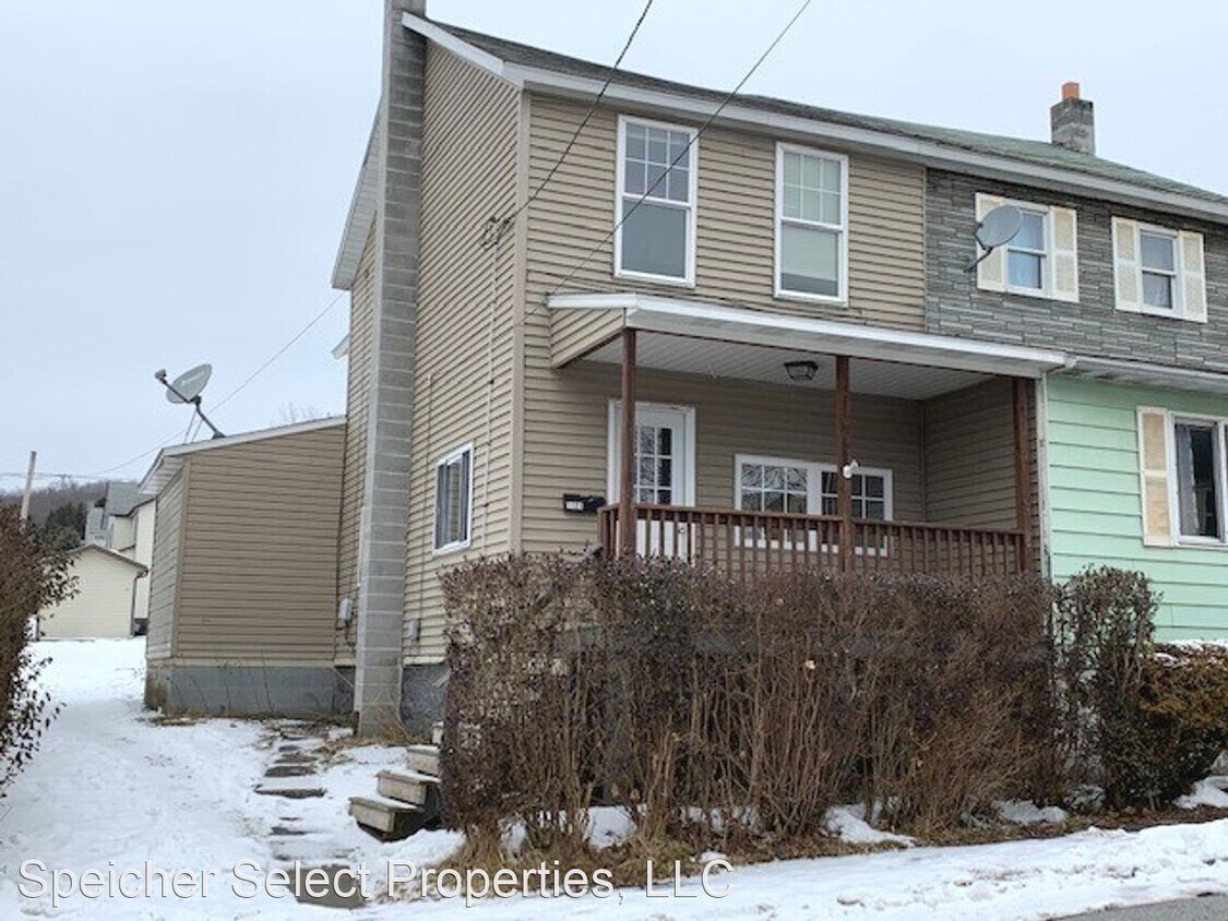 1121 2nd St, Windber, PA 15963 House Rental in Windber, PA