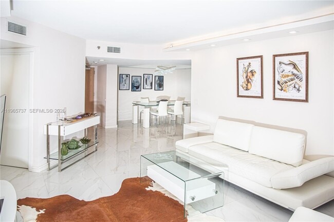 Foto del edificio - 16445 Collins Ave