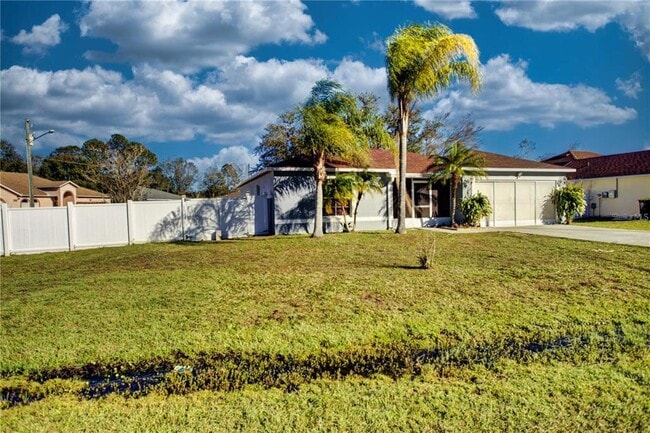 Foto del edificio - 1444 Swift Ct