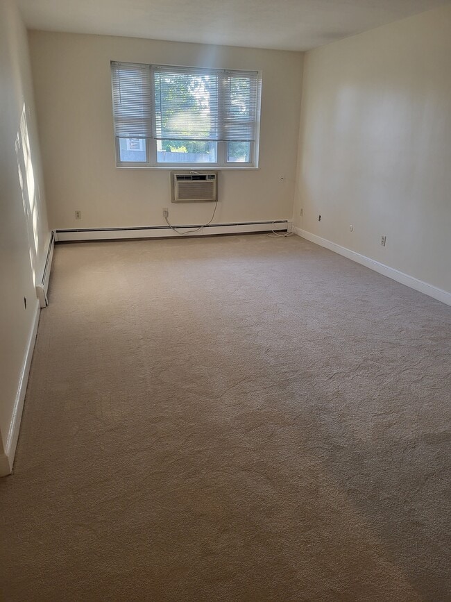 100 Summer St Unit A6, Watertown, MA 02472 Condo for Rent in