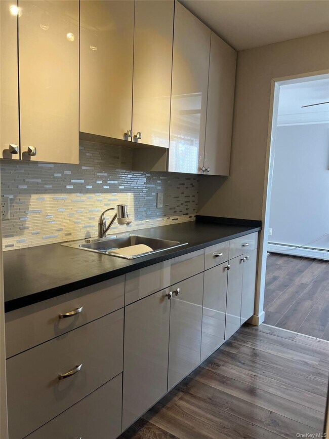 Foto del edificio - 2 Secora Rd