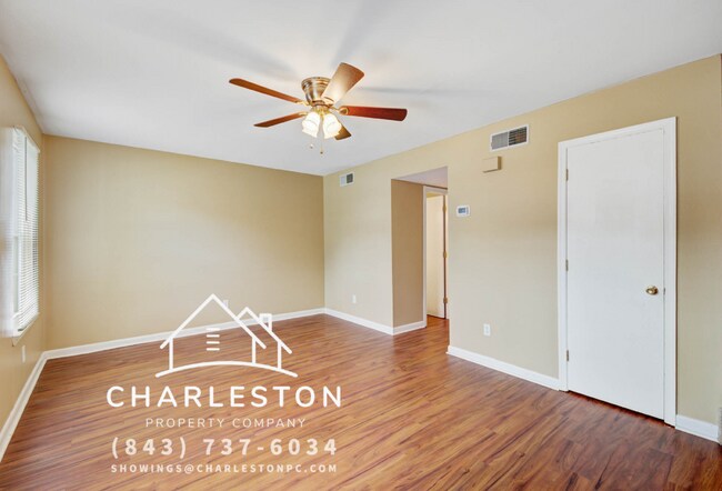 Foto del edificio - 2318 Applebee Way