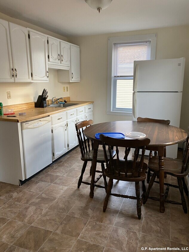 66 Centre St Unit 2, Danvers, MA 01923 Condo for Rent in Danvers, MA