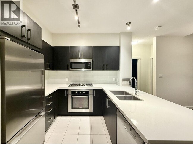 Building Photo - 3163 Riverwalk Ave