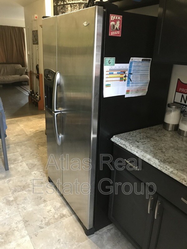 Building Photo - 1725 Chester St