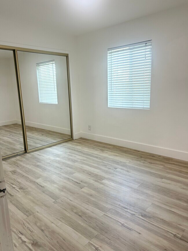Foto del edificio - 3121 W 134th St