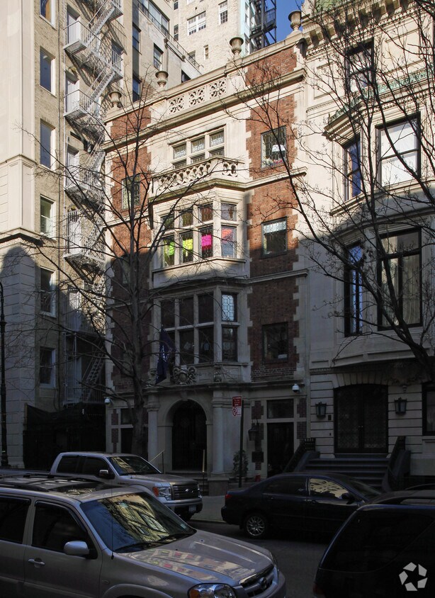 Foto del edificio - 3 E 76th St