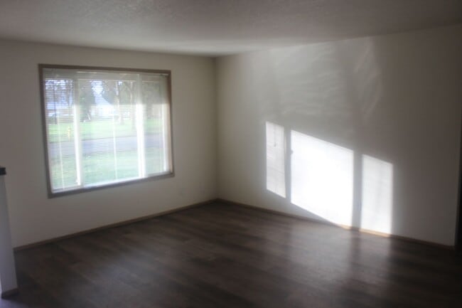 Foto del edificio - 3233 NE Brogden St