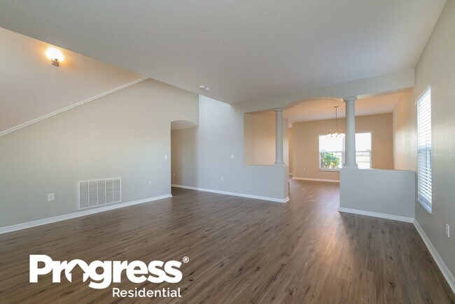 Building Photo - 349 Aldershot Ct