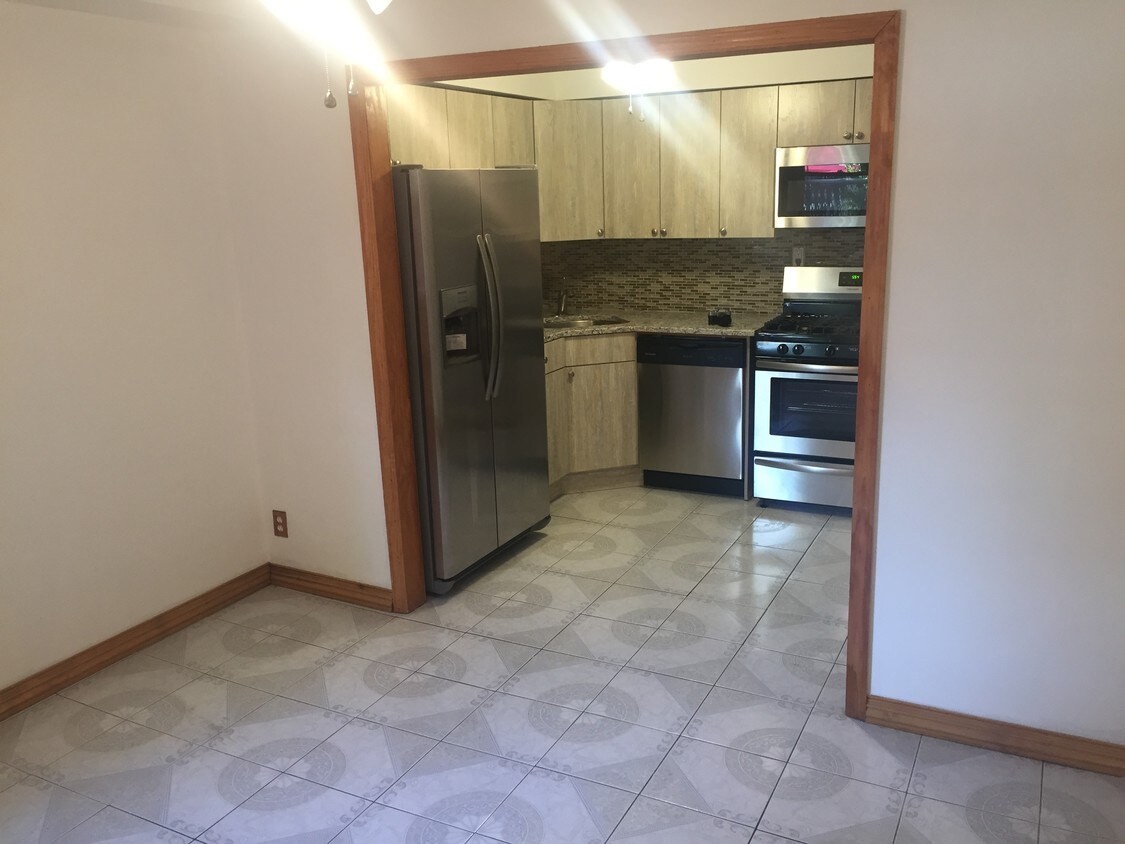 Primary Photo - 60-41 59th Rd