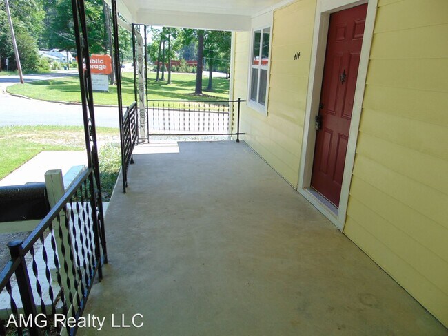 Foto del edificio - 2 br, 1 bath House - 614 E Club Blvd
