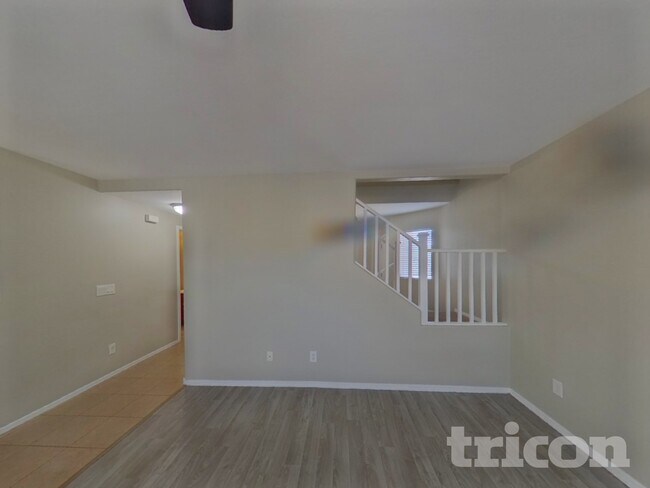 Foto del edificio - 43846 W Magnolia Rd