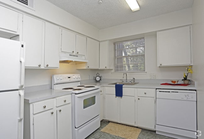 Two bedroom kitchen - Hampton Court Apartments