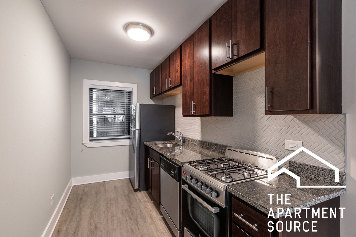 Photo - 1435 N Dearborn St (Chicago, IL)