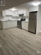 Building Photo - 31 Hurricane Ave
