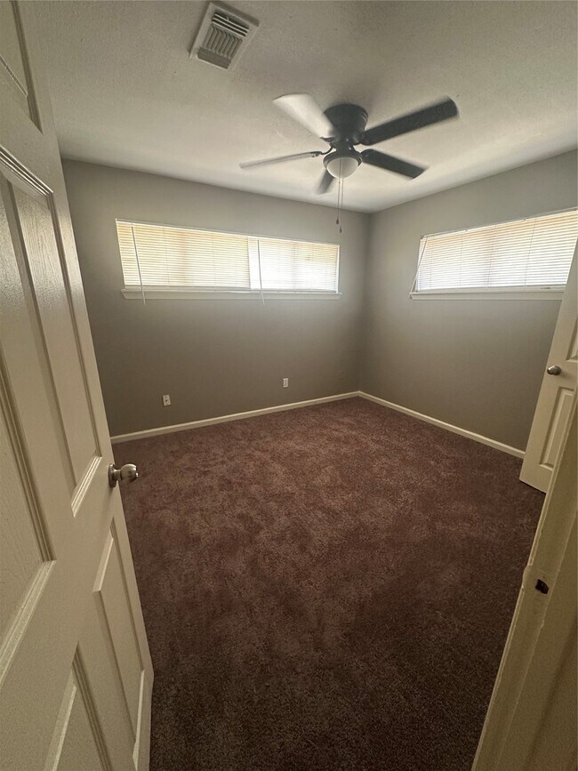 Foto del edificio - 5960 Ardmore St