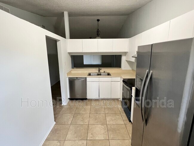 Building Photo - 131 Sand Pine Cir