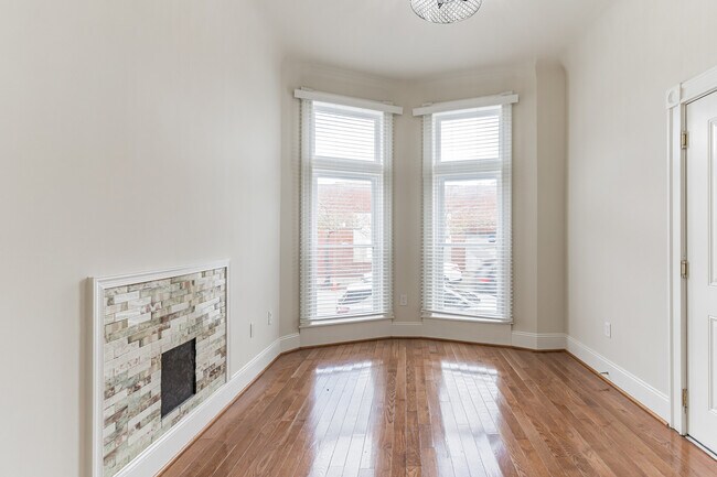 Building Photo - 1806 Guilford Ave