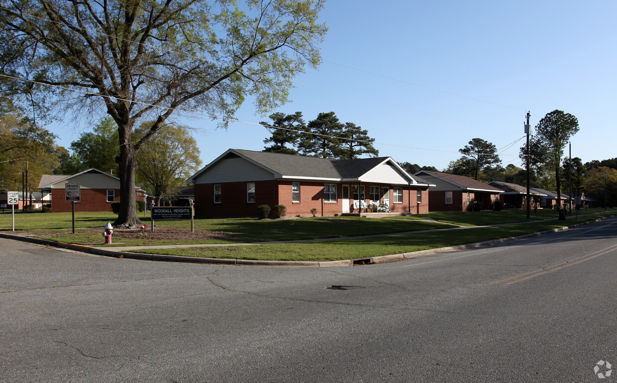 Primary Photo - Woodall Heights Apartments