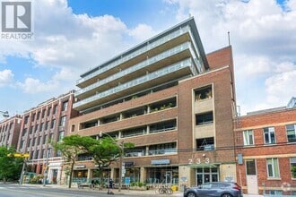 Building Photo - 233-233 Carlaw Ave
