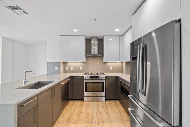 Foto del edificio - 201 Marin Blvd