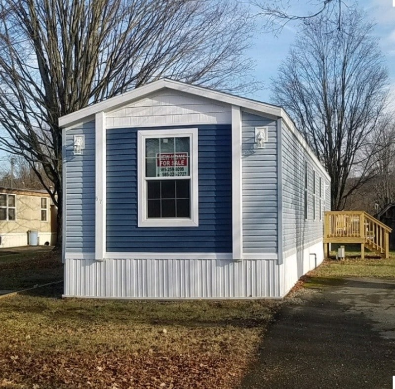 Building Photo - 37 Hurd St