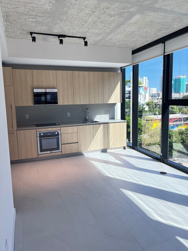 Foto del edificio - 112 NW 31st St