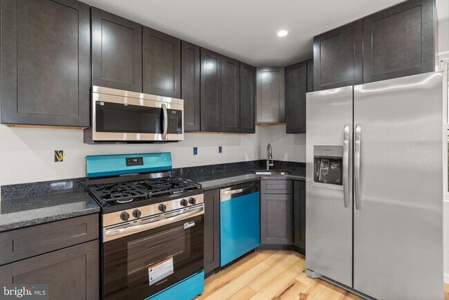 Foto del edificio - 9605 8th Ave