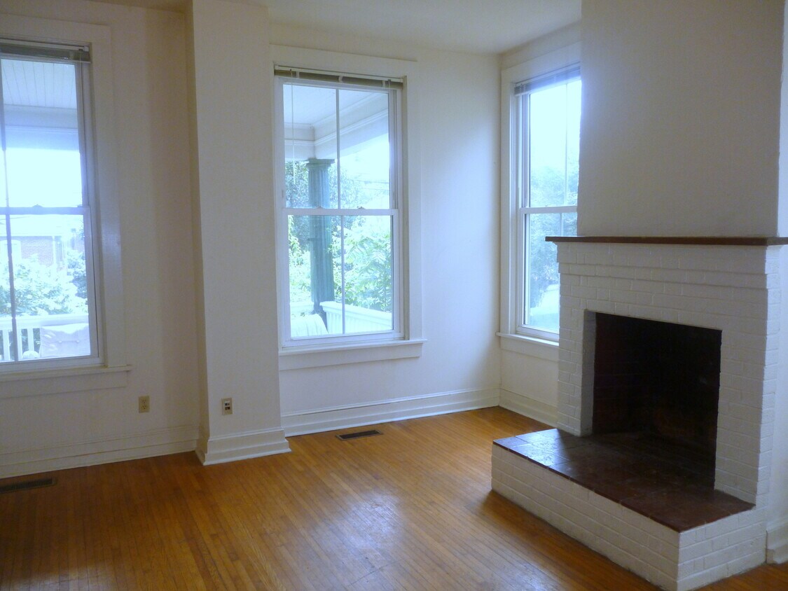 Foto del edificio - 1107 Wertland St