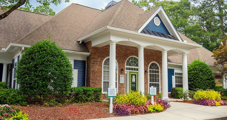 Primary Photo - Alexander Crossing Apartments