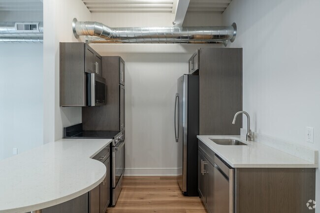 1 habitación, 1 baño - 670 pies cuadrados - Cocina - The Apartments at 101 North Queen