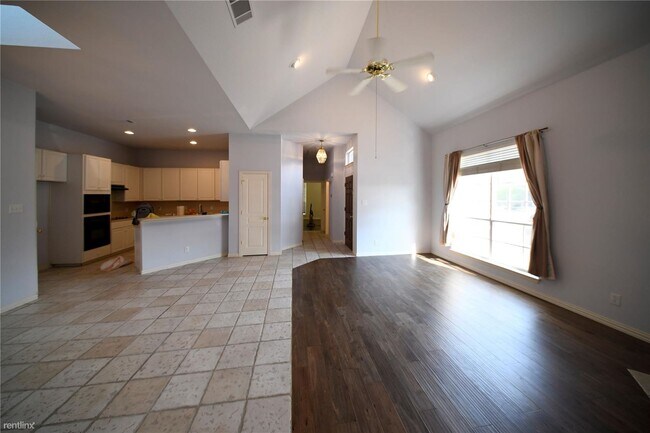 Building Photo - 2 br, 2 bath House - 8791 Halstead Ct