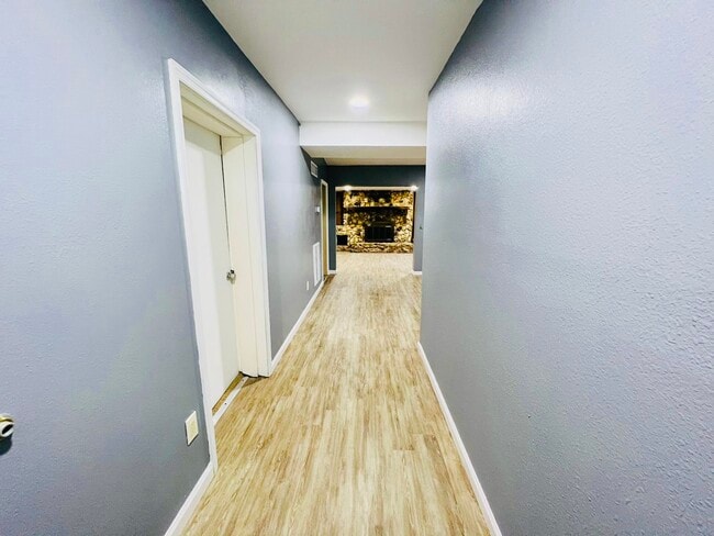 Main entrance - 1817 Demastus Ln