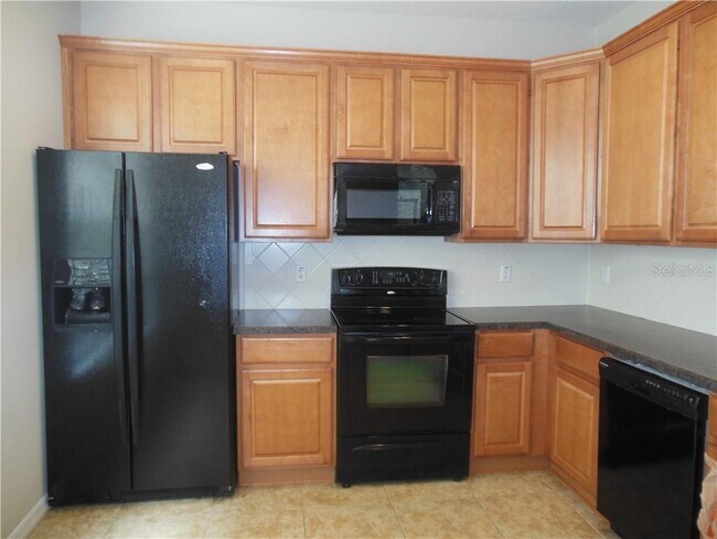 Building Photo - 6730 Eagle Feather Dr