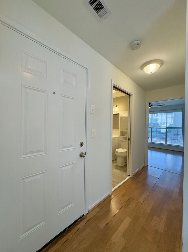 Foto del edificio - Charming 1 Bedroom/1 Bathroom Apartment Unit in Bel Air, MD!